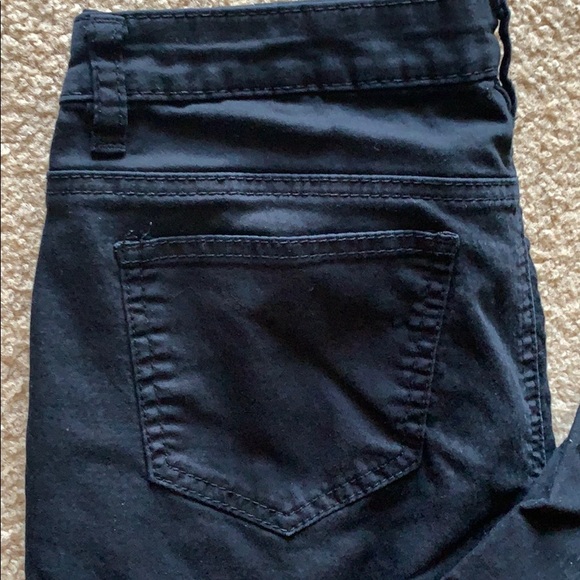 Black jeans - Picture 2 of 3